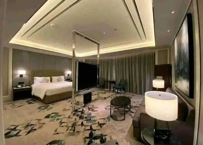 Okura 호텔 4*